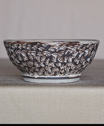 textured teabowl