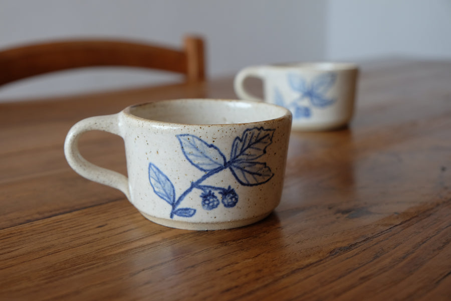Juego de 2 tazas con motivo de frambuesa